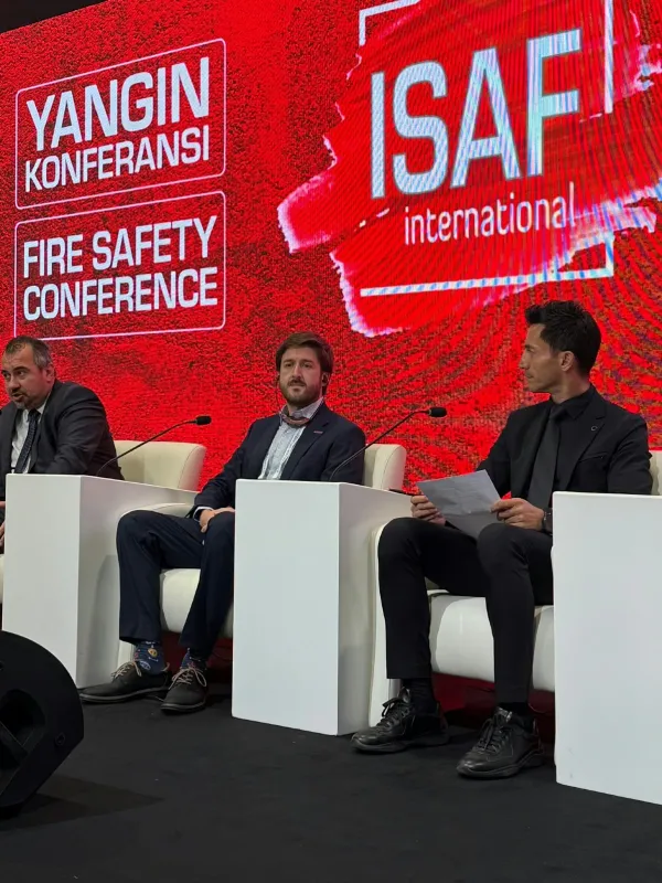 ENGİN PEKYILMAZ, İSAF 2026’DA KRİTİK TESİSLERDE YANGIN GÜVENLİĞİ TASARIMINI ANLATTI