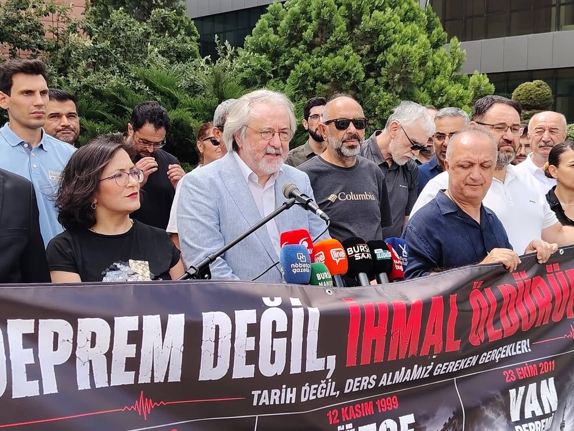 17 AĞUSTOS DEPREMİ BASIN AÇIKLAMASI GERÇEKLEŞTİRİLDİ