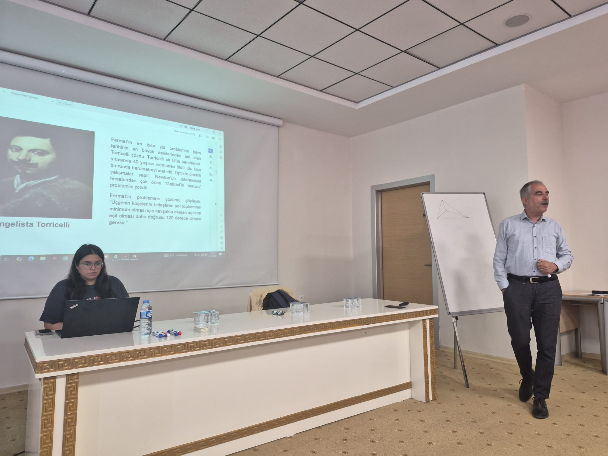 “ELEKTRİĞİN GEOMETRİ İLE İMTİHANI” EĞİTİMİ GİBTÜ ÖĞRENCİLERİYLE GERÇEKLEŞTİRİLDİ.