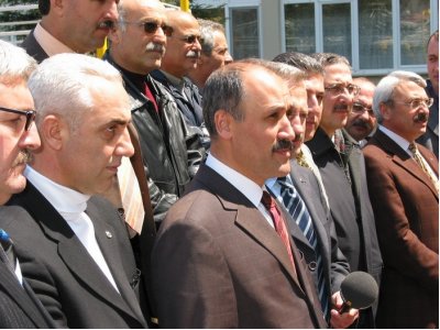 TÜRKİYE’NİNİN NÜKLEER ÇÖPLÜK OLMASINA İZİN 
VERMEYECEĞİZ!