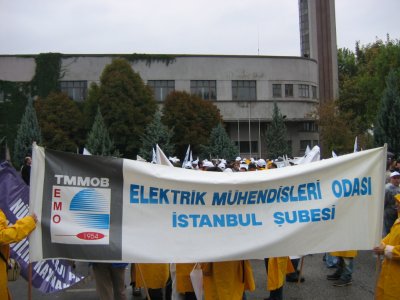 TMMOB MİTİNGİ"NDE 15 BİN KİŞİLİK BÜYÜK BULUŞMA