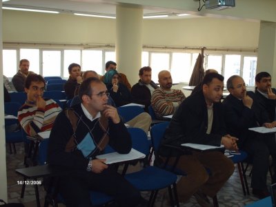 EMO KONYA İL TEMSİLCİLİĞİ’NDE ELEKTRİK TESİSLERİNDE TOPRAKLAMALAR SEMİNERİ DÜZENLENDİ