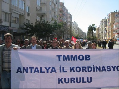 MADEN ARAMA ADI ALTINDA AÇILAN TAŞ OCAKLARIYLA ORMANLARIMIZ TALAN EDİLMEKTEDİR.ANTALYA TALAN'A HAYIR DEDİ.