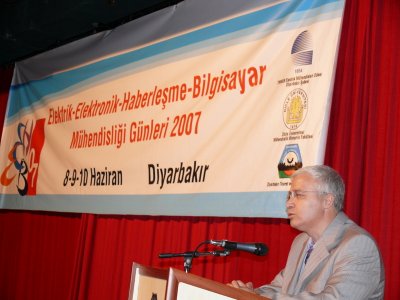 ELEKTRİK-ELEKTRONİK-HABERLEŞME VE BİLGİSAYAR MÜHENDİSLİĞİ GÜNLERİ YAPILDI