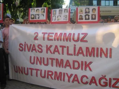 SİVASI UNUTMADIK UNUTTURMAYACAĞIZ'