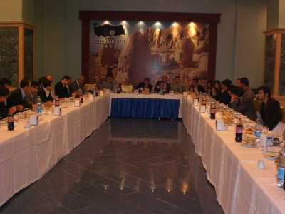 ŞUBEMİZ 7. DÖNEM YÖNETİM KURULU 26.03.2008 TARİHİNDE ADIYAMAN TEMSİLCİLİĞİMİZİ ZİYARET ETMİŞTİR.