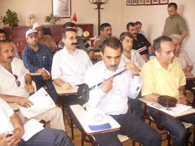 ÖZELLEŞTİRME KARŞITI PLATFORM GEBZE'DE DE BASIN AÇIKLAMASI VE BİLGİLENDİRME TOPLANTISI GERÇEKLEŞTİRDİ.