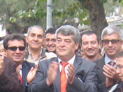 TMMOB `KRİZE, AKP`YE, GERİCİLİĞE, NEOLİBERALİZME, IRKÇILIĞA KARŞI` SOKAKTA SÖZÜNÜ SÖYLEDİ