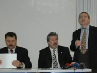 EMO'DAN GÖKÇEK'E BİLİRKİŞİ YANITI