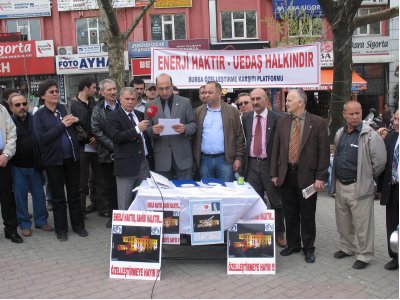UEDAŞ ÖZELLEŞTİRMESİNE KARŞI BASIN AÇIKLAMASI YAPILDI