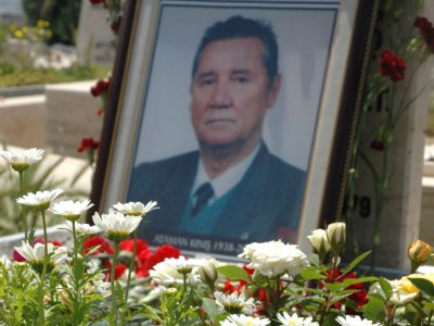 ATAMAN KINIŞ KABRİ BAŞINDA ANILDI