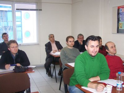 REAKTİF GÜÇ KOMPANZASYONU VE HARMONİKLER EĞİTİMİ DÜZENLENDİ