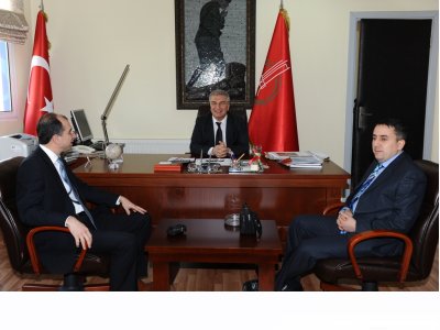 ŞUBE YÖNETİM KURULU ÜYELERİ KARŞIYAKA BELEDİYE BAŞKANINI ZİYARET ETTİ