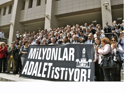 MİLYONLAR ADALET İSTİYOR