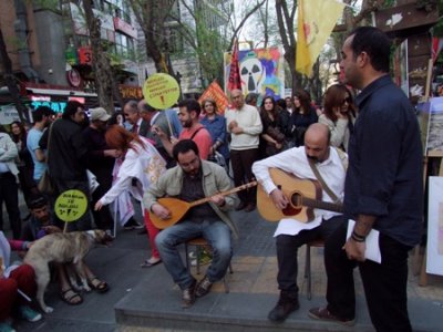 ÇERNOBİL`İN YIL DÖNÜMÜNDE YÜKSEL CADDESİ`NDE EYLEM