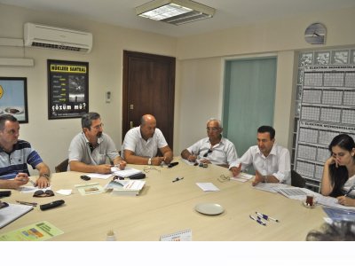 III. ELEKTRİK ELEKTRONİK SİSTEMLERİ KONGRESİ YÜRÜTME KURULU TOPLANTISI