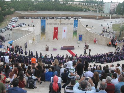 HACETTEPE ÜNİVERSİTESİ MÜHENDİSLİK FAKÜLTESİ MEZUNİYET TÖRENİ DÜZENLENDİ