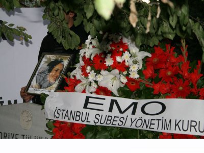 K. TÜLİN AYDIN BAKIR MEZARI BAŞINDA ANILDI