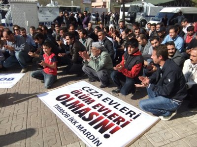 TMMOB BÖLGE İL KOORDİNASYON KURULLARI, YAPTIĞI BASIN AÇIKLAMASI İLE CEZAEVLERİNDEKİ AÇLIK GREVİNE DİKKAT ÇEKTİ.
