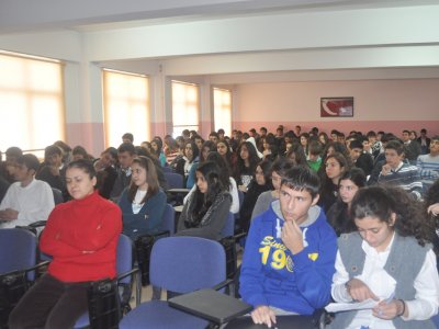 SİNCAN FATİH ANADOLU LİSESİ’NDE MESLEKİ TANITIM SUNUMU YAPILDI