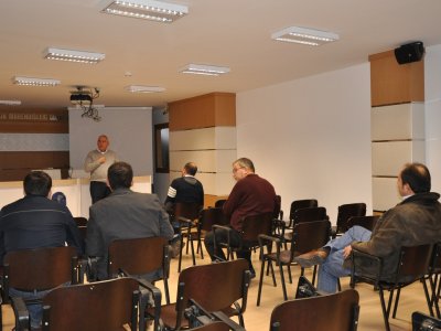 ELEKTRİK YÜKSEK GERİLİM TESİSLERİNDE İŞLETME SORUMLULUĞU YETKİLENDİRME BELGESİ YENİLEME EĞİTİMİ DÜZENLENDİ