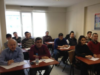 REAKTİF GÜÇ KOMPANZASYONU VE HARMONİKLER EĞİTİMİ DÜZENLENDİ