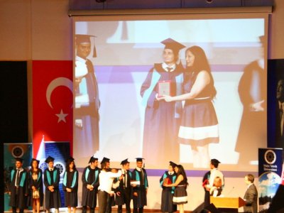 YILDIZ TEKNİK ÜNİVERSİTESİ 2012-2013 ÖĞRETİM YILI ELEKTRİK-ELEKTRONİK FAKÜLTESİ MEZUNİYET TÖRENİNE KATILDIK