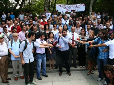 TAKSİM DAYANIŞMADAN AÇIKLAMA: AKLIN, VİCDANIN, HUKUKUN VE DEMOKRASİNİN BİTTİĞİ YERDEYİZ