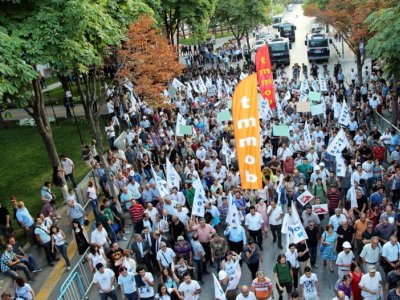 EMO: GECEYARISI DARBESİ MÜHENDİSLERİ ENGELLEYEMEYECEK!