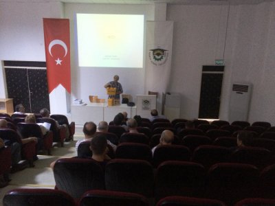 ÇORLU`DA ELEKTRİK İÇ TESİSLERİNİN DENETİMİ VE RAPORLAMA EĞİTİMİ YAPILDI