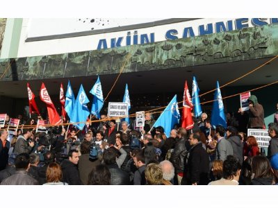 BAŞKENT DAYANIŞMASI AKÜN VE ŞİNASİ SAHNELERİ İÇİN EYLEM DÜZENLİYOR