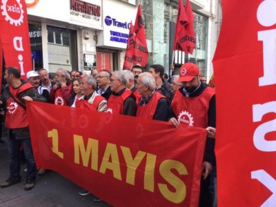 1 MAYIS 2015 GÖZALTI VE TUTUKLULARI DERHAL SALIVERİLSİN
İÇ GÜVENLİK YASASI TERÖRÜNE SON VERİLSİN