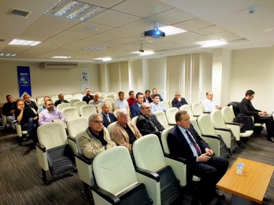 AYDINLATMADA ENERJİ VERİMLİLİĞİ VE LED AYDINLATMA EĞİTİMİ YAPILDI