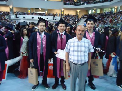ERCİYES ÜNİVERSİTESİ MÜHENDİSLİK FAKÜLTESİNDE MEZUNİYET SEVİNCİ