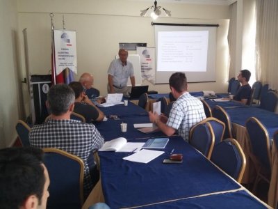 ELEKTRİK TESİSLERİNDE TOPRAKLAMALAR EĞİTİMİ EMO DÜZCE TEMSİLCİLİĞİMİZDE YAPILDI
