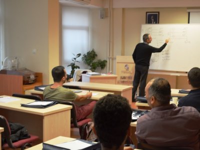 ELEKTRİK TESİSLERİNDE TOPRAKLAMALAR EĞİTİMİ DÜZENLENDİ