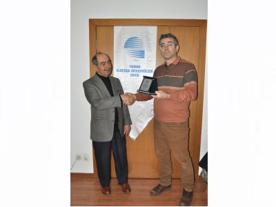 MESLEKTE 40.YILINI DOLDURAN BEHZAT AKBAYIR`A PLAKETİ VERİLDİ
