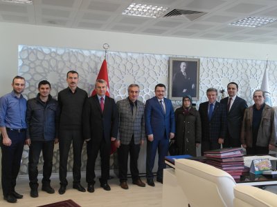 ŞUBEMİZ 14. DÖNEM YÖNETİM KURLU TRABZON ORTAHİSAR BELEDİYE BAŞKANI AV. AHMET METİN GENÇ`İ ZİYARETİ
