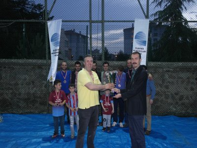 FUTBOL TURNUVASI SONA ERDİ