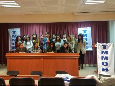 TMMOB D.BAKIR İKK KADIN KOMİSYONU:
`OHAL BAHANESİYLE TECAVÜZCÜLERİN SALIVERİLMESİNE KADINLARIN VE ÇOCUKLARIN MECLİS ONAYI İLE İSTİSMARCILARA TESLİM EDİLMESİNE İZİN VERMEYECEĞİZ.!! `