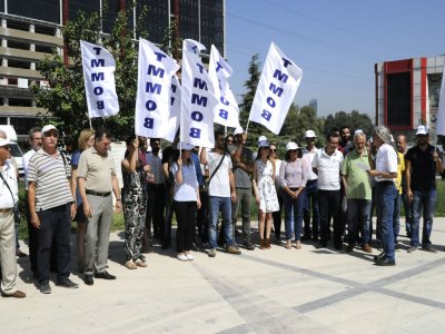 DÜNDEN BUGÜNE AYNI KARARLILIK VE İNANÇLA KUTLUYORUZ