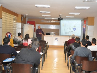 ELEKTRİK TESİSLERİNDE TOPRAKLAMALAR EĞİTİMİ DÜZENLENDİ