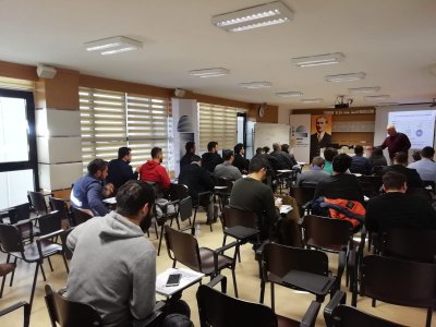 ELEKTRİK TESİSLERİNDE TOPRAKLAMALAR EĞİTİMİ DÜZENLENDİ