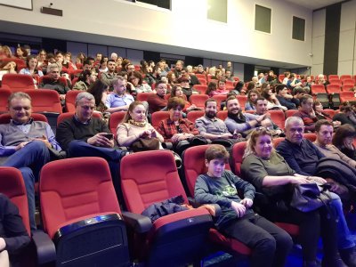 ÜYELERİMİZLE TİYATRO GÖSTERİSİNDE BULUŞTUK!