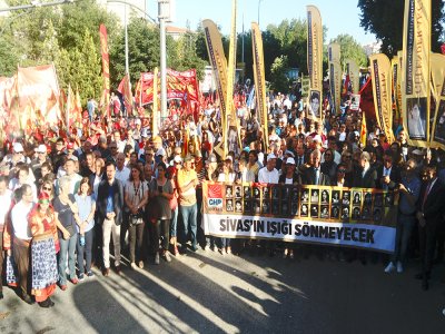 SİVASIN ATEŞİ SÖNMEDİ
