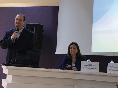 TEVFİK SENO ARDA ANADOLU LİSESİ`NDE MESLEK TANITIM GÜNÜ DÜZENLENDİ.