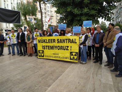 MERSİN NKPDEN YAŞAM HAKKINA SAHİP ÇIK EYLEMİ