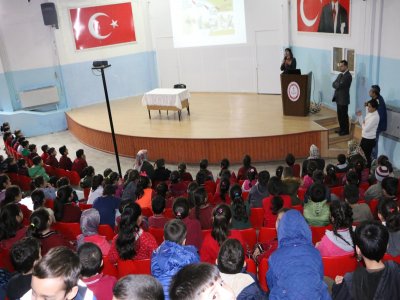 SANİ KONUKOĞLU İLKOKULU`N DA ENERJİ VERİMLİLİĞİ VE TASARUFU ANLATILDI