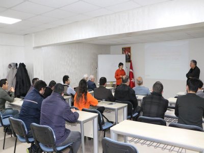 ASANSÖR UYGULAMALARI KONULU SEMİNER DÜZENLENDİ