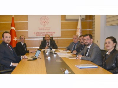 AİLE, ÇALIŞMA VE SOSYAL HİZMETLER BAKANLIĞINA ZİYARET